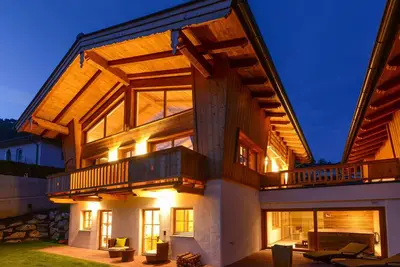 Image de Deux chalets parfaits avec sauna et cheminée