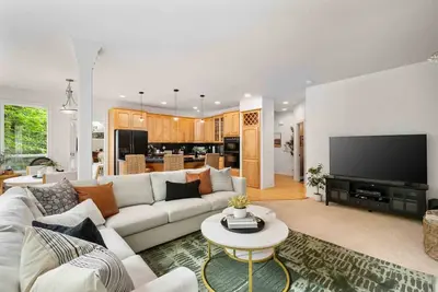 Image de Magnificent Bull Mountain Retreat on Greenspace, Pet Friendly, Huge Deck, Game Room, in Cul-de-Sac