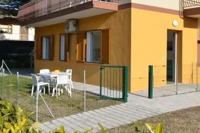 Image de Lieu de villégiature avec jardin privé