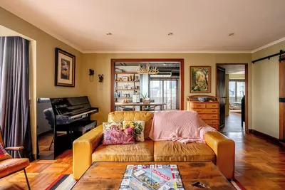 Image de Music Art 2-bedroom loft in vibrant Cbd near mall, park, skytrain Nana