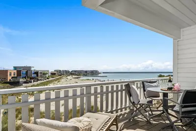 Image de Beachvilla - directly on the beach, Finnish sauna, fireplace, whirlpool tub