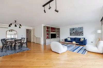 Image de Nisantasi 40