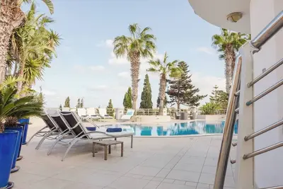 Image de This apartment is a 2 bedroom(s), 1 bathrooms, located in Il-Mellieħa, null.