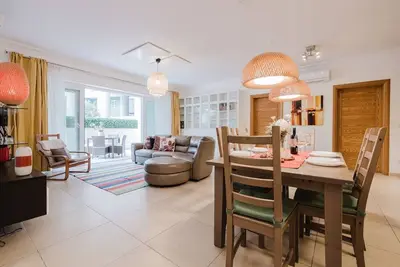 Image de 102 Seafront 3Bed Sliema with pool by Homely