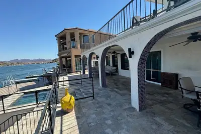 Image de Dockside Dream on the Parker Strip