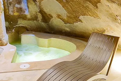 Image de Wave 24 Savynomad Harbour Residence & Private Spa Cave