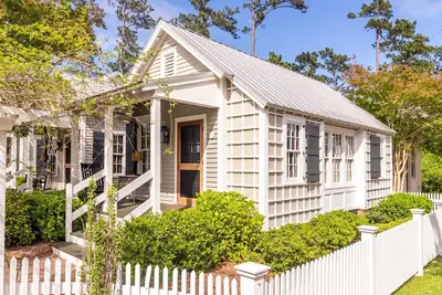 Image de Romantic & Cozy Retreat for Two – River Dunes