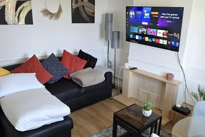 Image de Charming 2-bedroom house in Erdington, Birmingham with WiFi access, sleeps 6 max