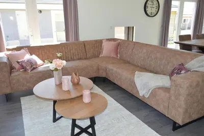 Image de Schaelsbergerbosch- 2 Bath, Firepl&Garde