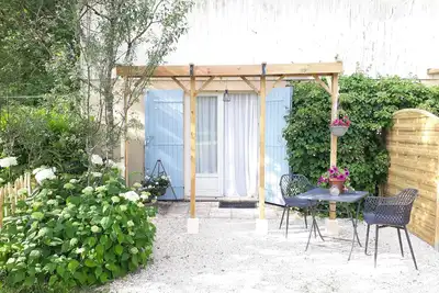 Image de Gîte Fem (chien amical), avec piscine. Au coeur de la Dordogne!
