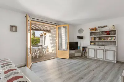 Image de Port La Roquille N°124 - 2p6