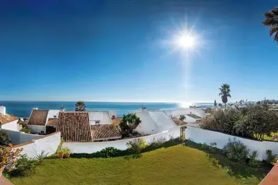 Image de Front line beach villa in Bahia Dorada, Estepona, Costa del Sol.
