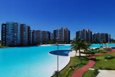 Image de Big Pool like a lagoon, apartment with WiFi, Ac in peaceful Cancún