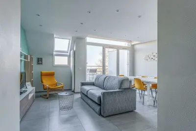 Image de Appartement vue Cher 4/6 p. sud Tours + parking et terrasse