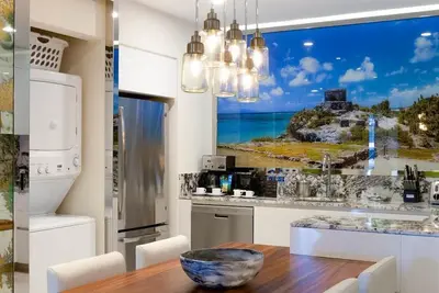 Image de 2-Bedroom beach resort in Punta Sam with 4 pools, fitness room, WiFi and more