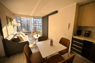 Hom | Moderno y Comodo Depto 2d2b 4pax en Santiago
