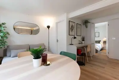 Hom | Comodo y Moderno Depto 2d1b en Santiago