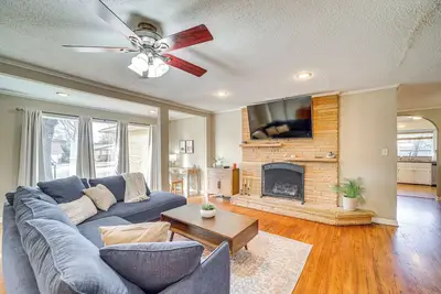 Image de Tulsa Home 5 Mi to Downtown: Groups Welcome!