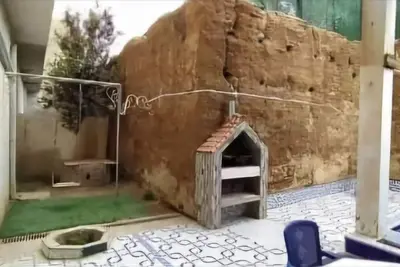 Image de Appartement neuf avec piscine au centre ville de Tlemcen. quartier trés calme
