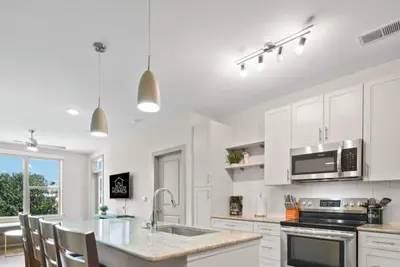 Image de Grn-641-Dilworth Charlotte-2br  Pool, Gym, KingBed