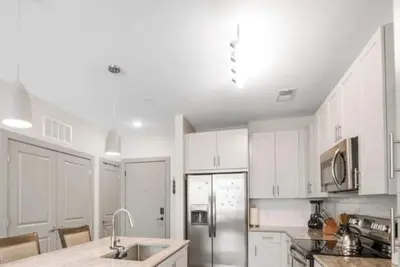 Image de Grn-325-Dilworth Charlotte-2br  Pool, Gym, KingBed