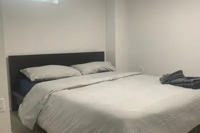 Image de 2 Bed 2 bath separate family sized unit in Cambridge