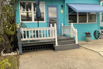 Image de Charming Beach Cottage in Windmill Village located on Hutchinson Island.
