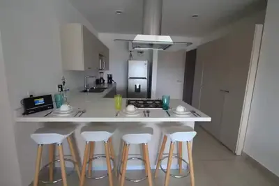 Image de 1604 Alameda Apartment Center King Bed