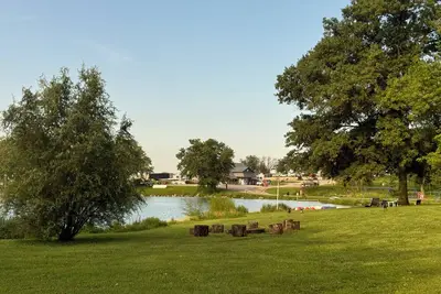 Image de Tranquil Cabin Retreat w/ Water Trampoline, Fishing Pond, & Family Activities