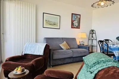 Image de Spacieux 2 pièces vue mer côté baie, balcon, parking, wifi