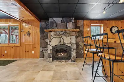 Image de Quiet Lake Retreat In Otisfield