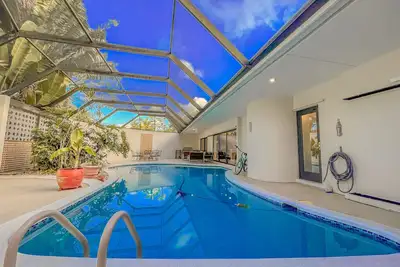 Image de Family Pool House \/ Heated Salt Pool \/ Pool Table \/ 7 Beds