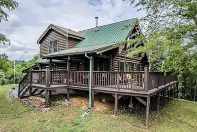 Image de Mountain Life: Cozy Hilltop Haven