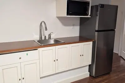 Image de Nice and Quiet place to stay 5 min to 407 and 6 min from 401