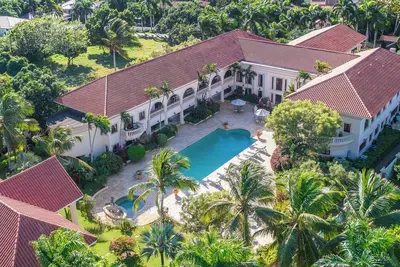 Image de Magnificent, Luxurious 9-Bedroom Villa In The Caribbean's Most Exclusive Resort