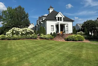 Image de The Carriage House of Corinth is a remodeled home with loads of charm