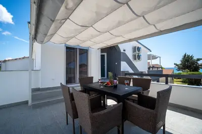 Image de Appartement de deux chambres prés de la plage Vir (A-23691-c)