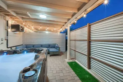 Image de 3br/2ba Comfy Home with Jacuzzi