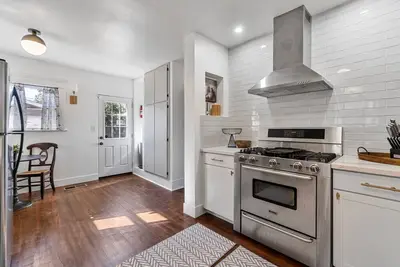 Image de Charming 3-bedroom house with WiFi, Ac in fantastic Fresno