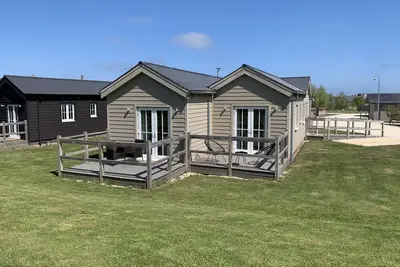 Alana Bay - a beautiful meadow lodge at The Bay Filey
