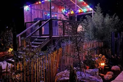 Image de location 2 cabanes en bois pour 10 personnes (chauffage & climatisation)