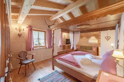 Image de Exclusive chalet in Ötztal with Swiss stone pine infrared sauna - pure relaxation in Tyrol!