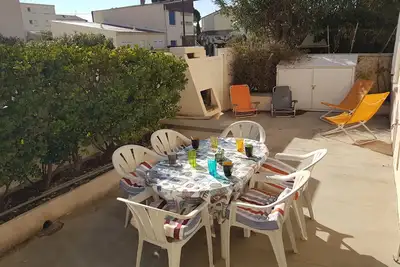 Image de Narbonne-Plage : Appartement T2 Climatisé, 35m², Pieds dans l'eau, 4 Pers.