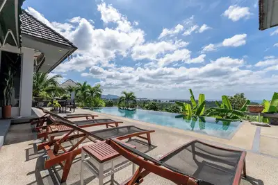 Image de Spacious 4-bedroom l Sunset Views, Sauna & Massage Room 5 Min to Beach