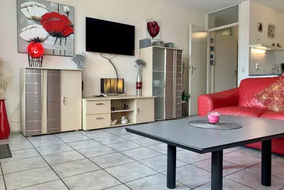 Image de Close to beach, spacious city centre flat, 2 bedrooms, WiFi, washing machine