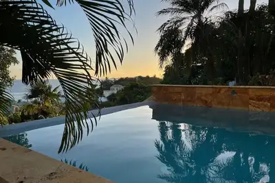 Image de Frank Bay House