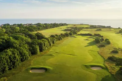 Image de Beautiful English Lutyens Beach House