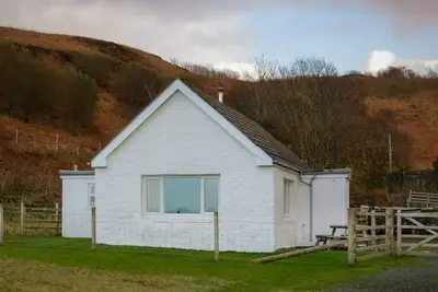 Ormsaig Byre - Peaceful rural location with sea views