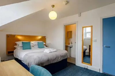 Image de Apartment 7 - Not Pet Friendly\n\n