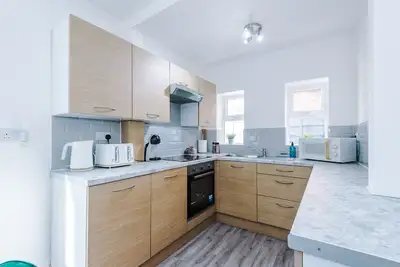 Stylish Home in Manchester | 53 Degrees Property | Ideal for Business | Sleeps 7